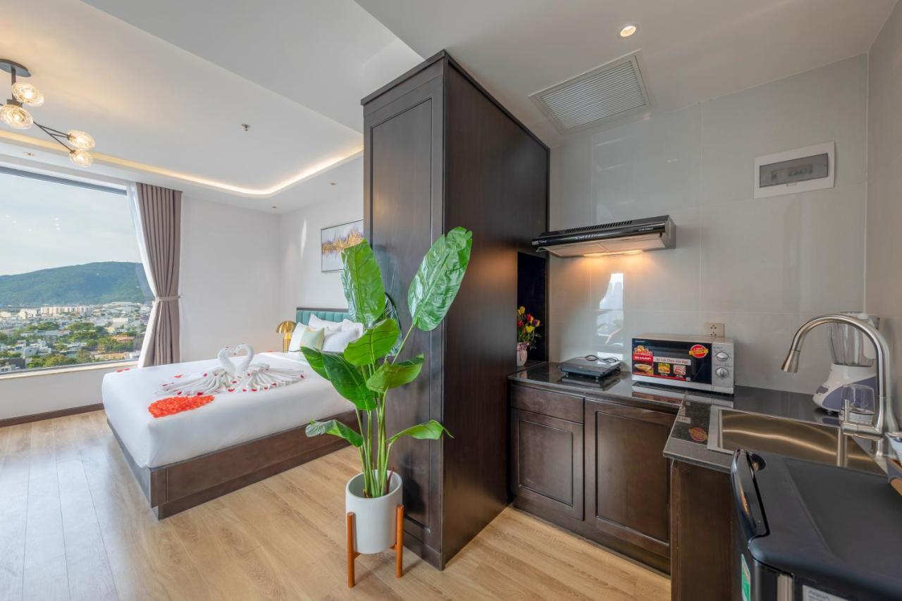 Cordial Grand Hotel Da Nang Beach - Infinity Rooftop Pool Exteriör bild