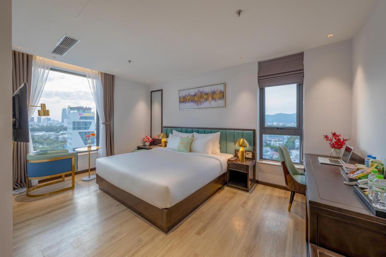 Cordial Grand Hotel Da Nang Beach - Infinity Rooftop Pool Exteriör bild