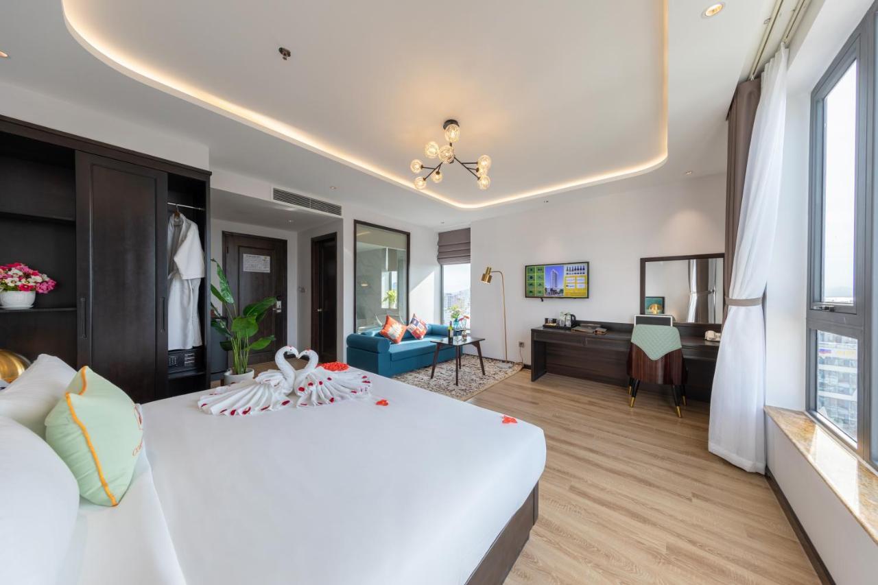 Cordial Grand Hotel Da Nang Beach - Infinity Rooftop Pool Exteriör bild